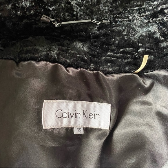 EUC CALVIN KLEIN Black Faux Fur Coat - size EXTRA SMALL - Picture 7 of 8
